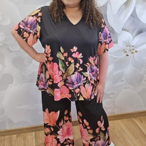 Komplet Plus Size z Kwiatowym Nadrukiem – włoska wiskoza (bluzka + spodnie) - obrazek 5