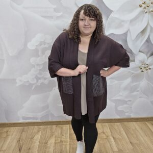 Kardigan z Cyrkoniową Kieszenią Plus Size – Czekolada