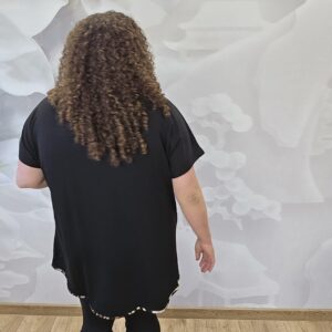 Bluzka z Kobietą z Cyrkonii Plus Size - obrazek 3
