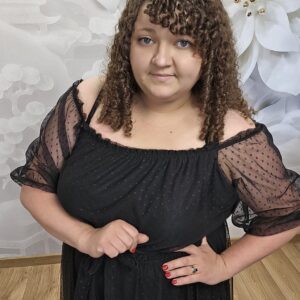 Sukienka Tiul Kropki Plus Size – Czarna - obrazek 3