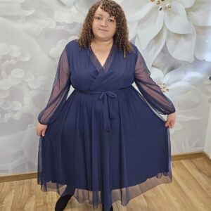 Sukienka Siatka Plus Size granatowa – zwiewny dół z siateczki